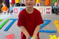 33022a9d-a77c-4711-9fb6-05e1f26b2038