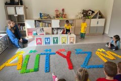 376dd2d1-63c3-43d2-9b51-74514f2f5817