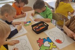 98ee9629-a175-4ba1-a940-19788d095012