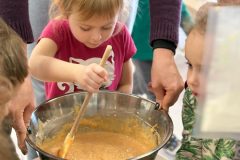 904b538f-d7dc-423d-b997-03f3e1858260