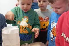 8616b2e5-a456-4dac-94d5-826962a3b94e