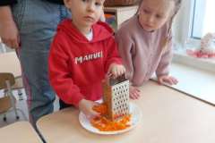 8982535d-0003-4653-959f-56f414b28745