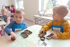 98fdc74e-3e46-4b46-8f66-9d716657d20d