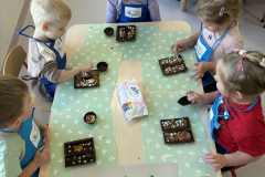 af9b6744-ddf3-42dd-907f-db9c764c63ef