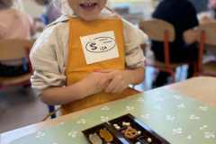 fe69f612-c93d-4a1e-a10b-3c853b1f1722