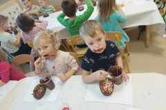 17e5308c-24c5-45f2-b89a-3424703bf658