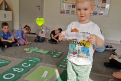 2b595285-d0af-4c5a-8509-1969de881d4f