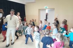 e3e472b3-8f49-4e00-b754-9bbda1f4e675_7_11zon