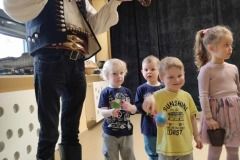 d417974f-70a5-4af6-b242-612a92e7f568_5_11zon