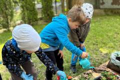 163a4e77-d591-4b40-953c-515f8f7060a2