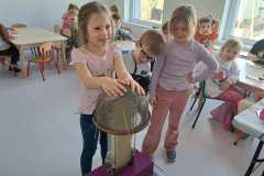 att.43WA-Gl7mu5LBComdIDYxC6JNVSmgq-SBipiIXZu9zU