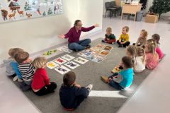 motion_photo_4950361611491610684-2