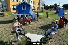 549ff073-3f7d-4251-aeff-9625d1252ee7