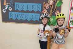 04c6758c-e7fe-4db0-adca-bc244063376d