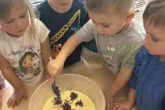 387dbae2-30f9-463d-910e-f2967a1b75d9