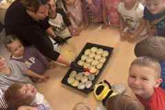 9ab5afdd-e17a-4f88-b775-db4af5d0b4aa