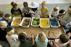 9cd85df7-2257-470a-bfaf-1e84e74a1f0d