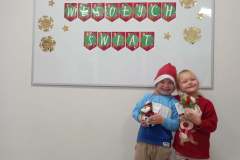 2f330d67-4979-41bd-b709-7bc2786f7577